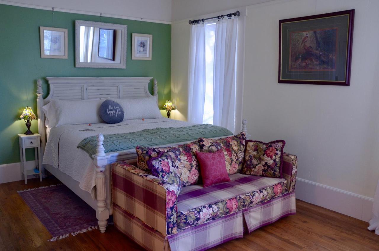Starlight Pines Bed & Breakfast Флегстафф Екстер'єр фото